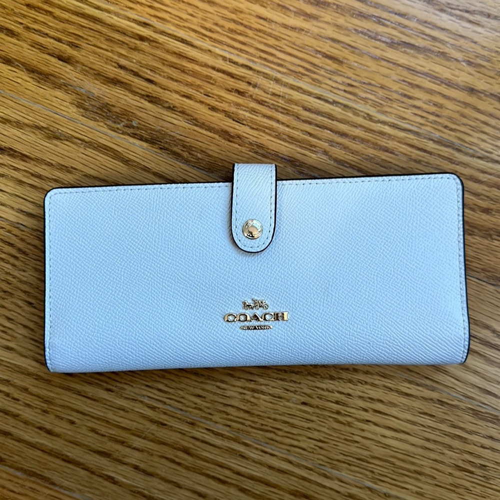 Coach credit card wallet in off-white